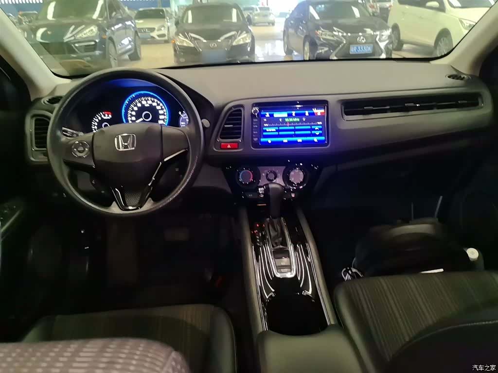 Honda Vezel, 2016 3