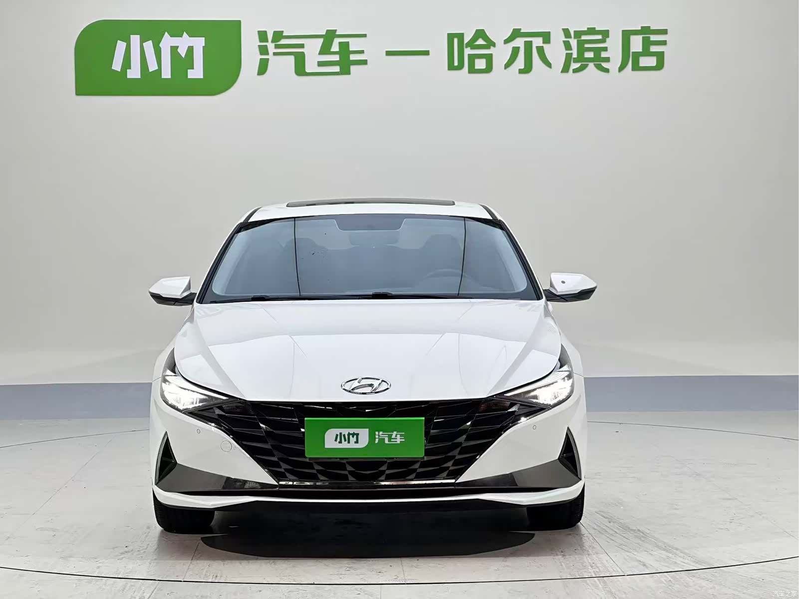 Hyundai Elantra, 2022 2