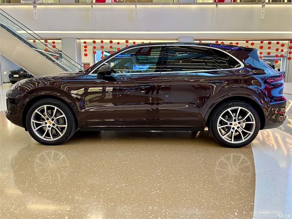 Porsche Cayenne, 2021 все фото