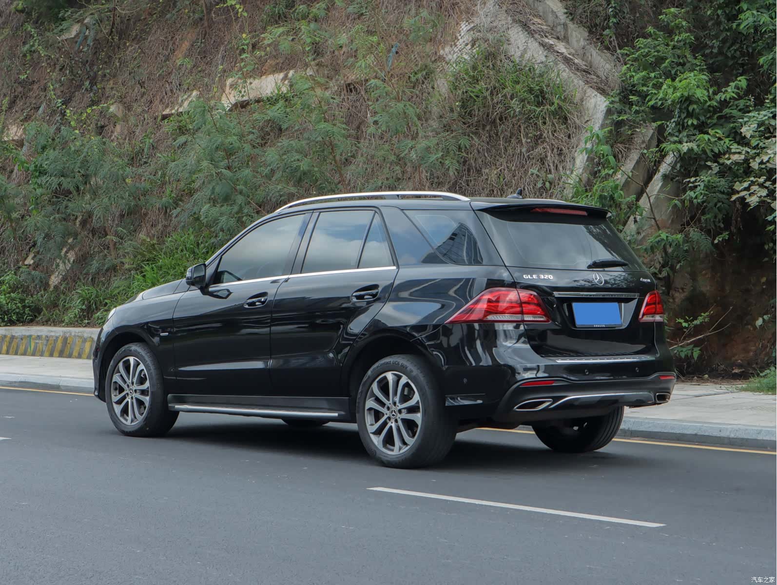 Mercedes-Benz GLE, 2018 17