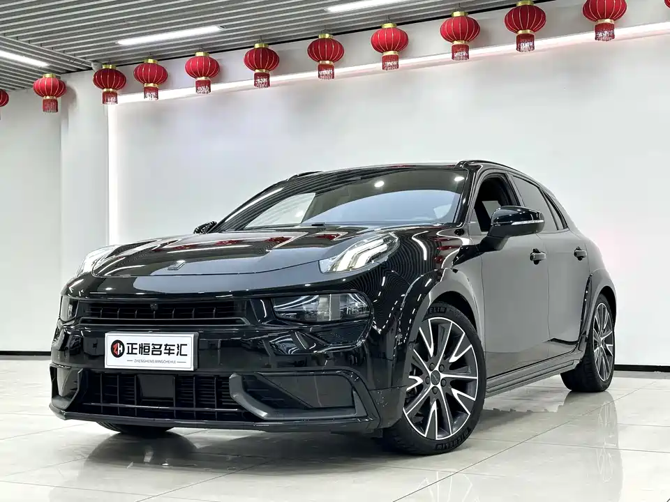 Lynk & Co 02 Hatchback