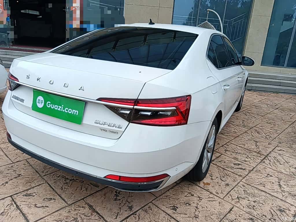 Skoda Superb, 2020 7
