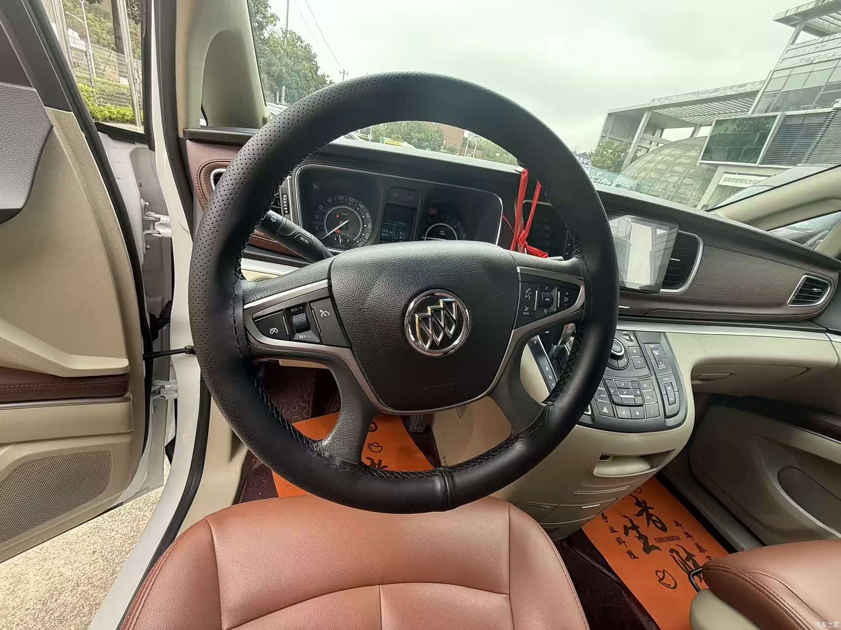Buick GL8, 2019 10