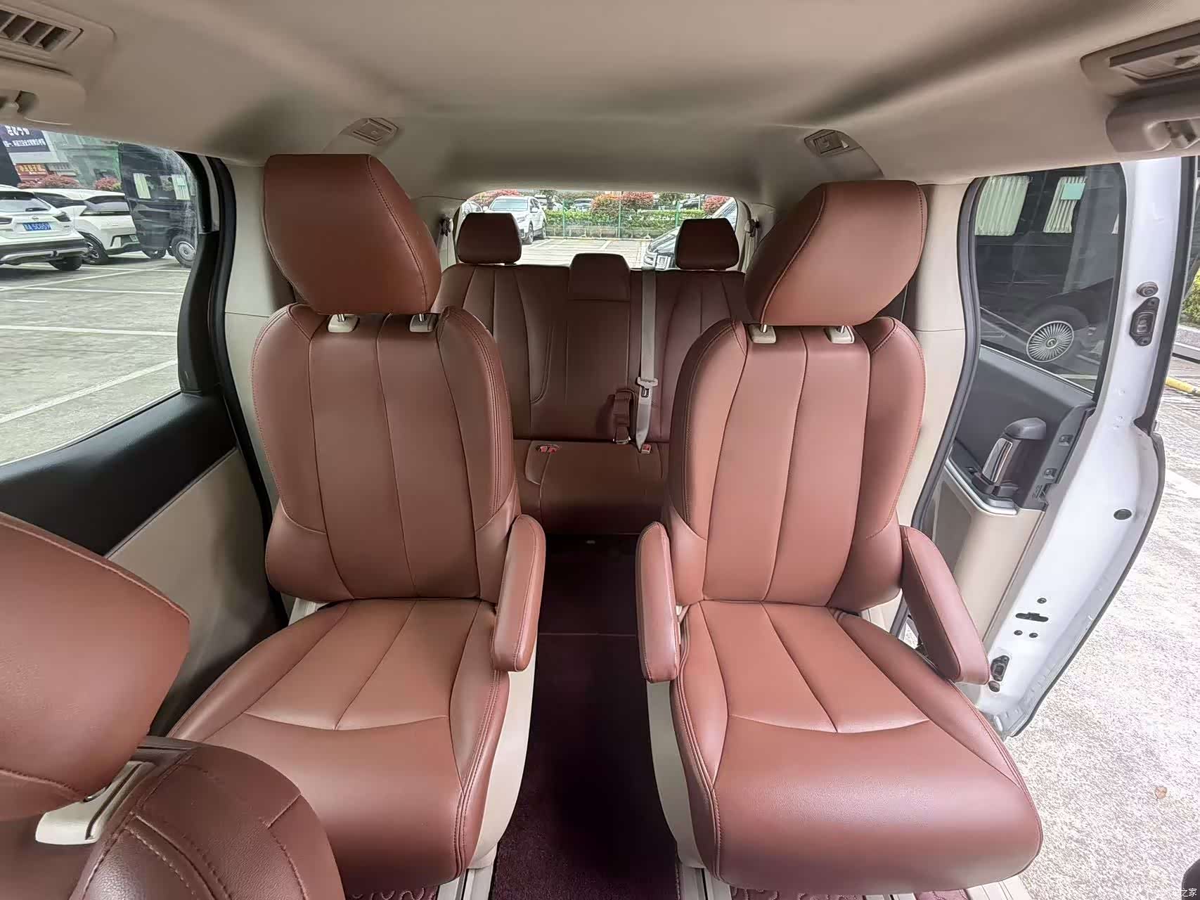 Buick GL8, 2019 20