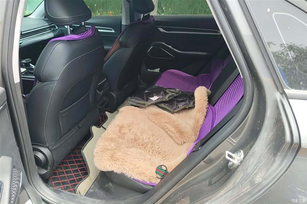 Geely Emgrand, 2023 10
