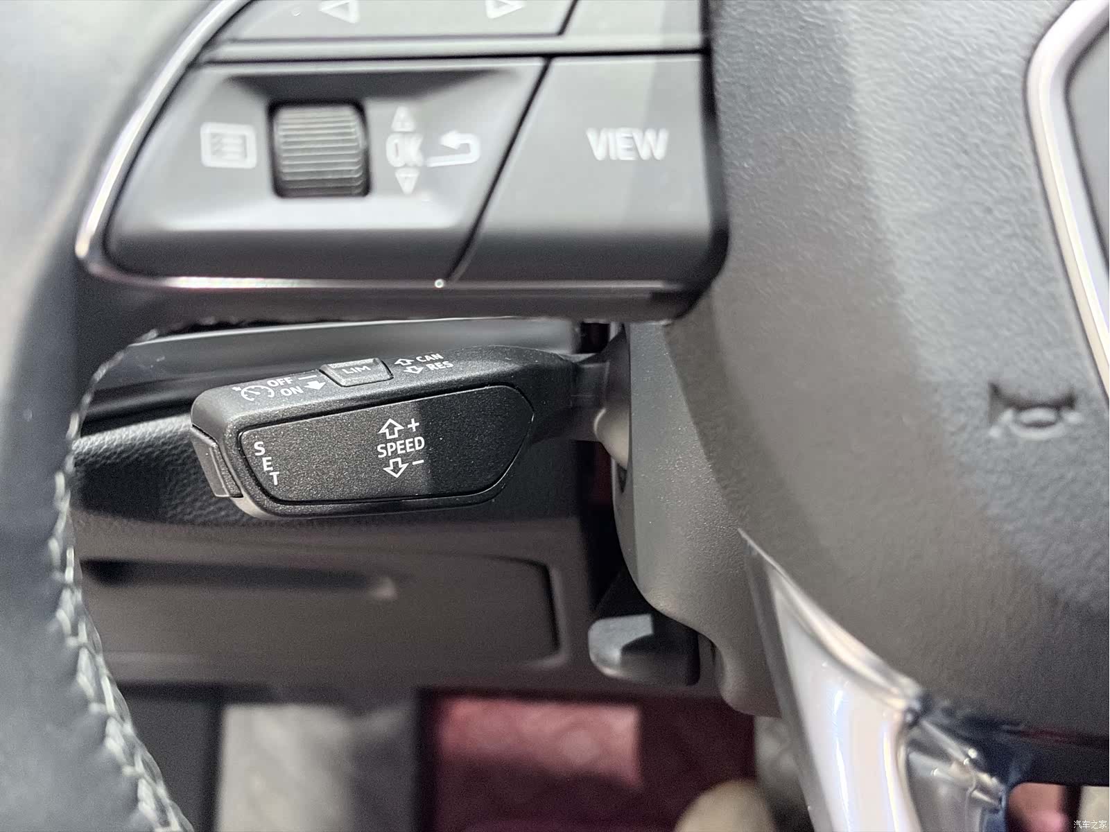 Audi Q3, 2023 16