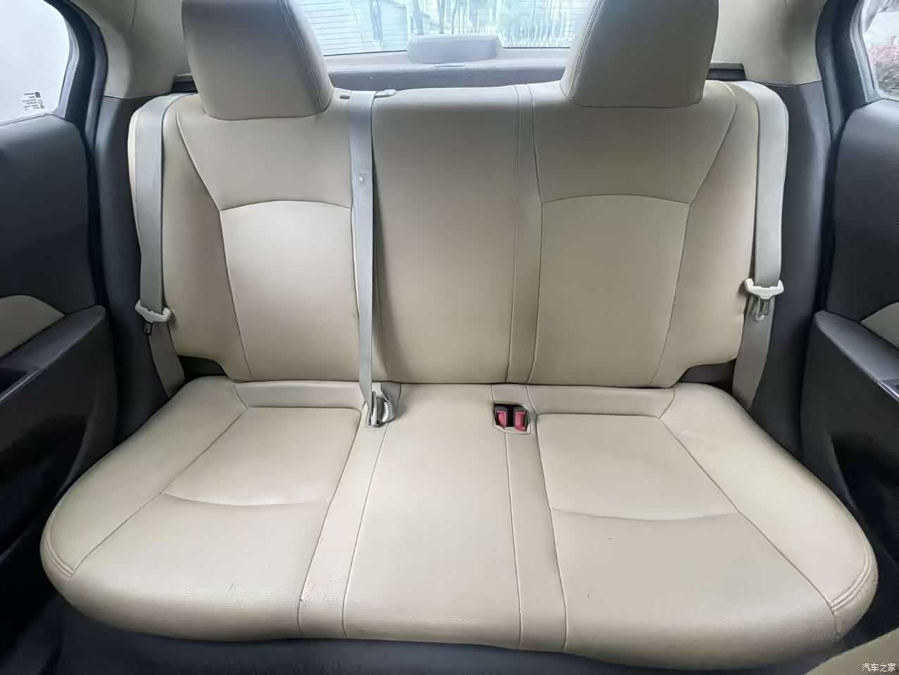 Chevrolet SE, 2015 15