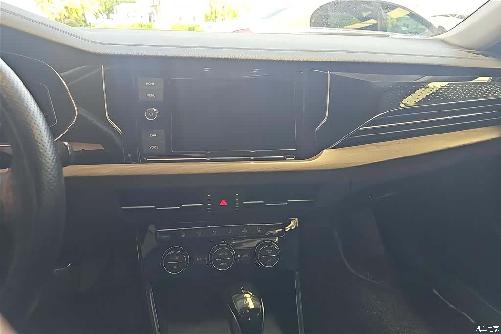 Volkswagen Passat, 2020 13