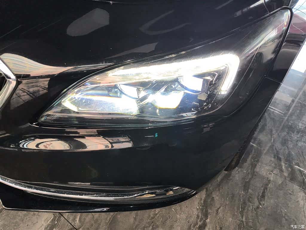 Buick LaCrosse, 2019 18