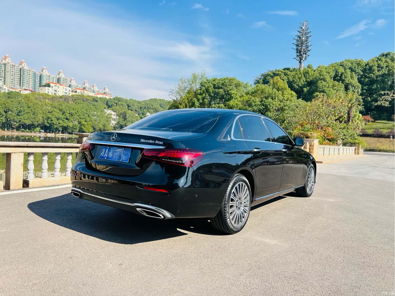 Mercedes-Benz E-Class, 2023 12