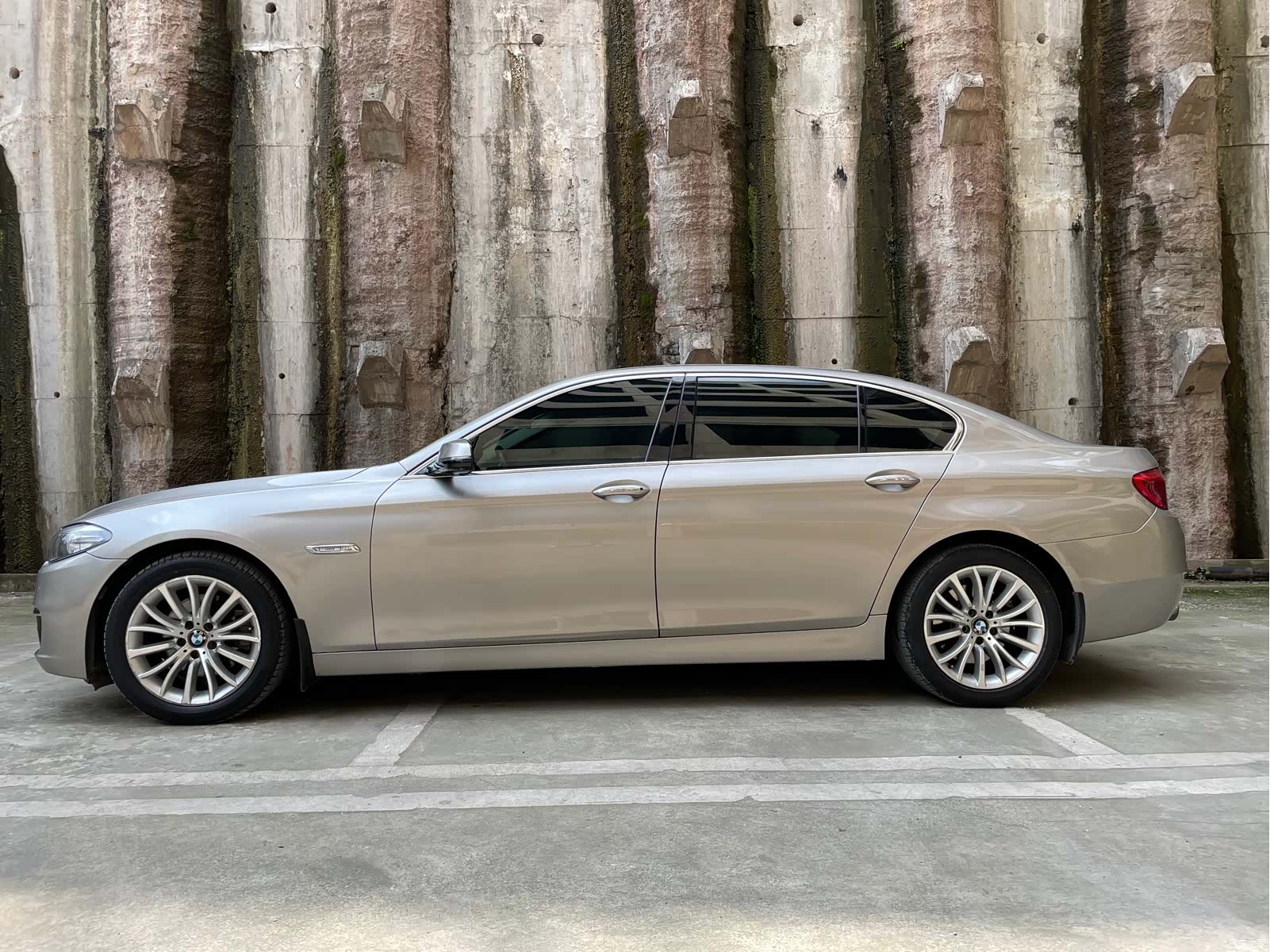 BMW 5 Series, 2014 4