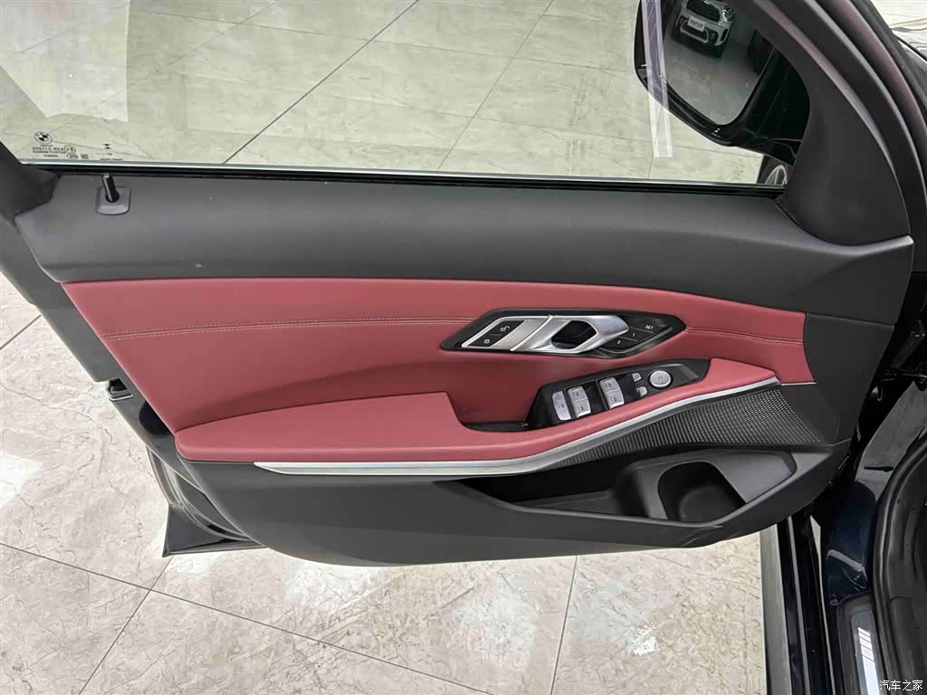 BMW 3 Series, 2023 11