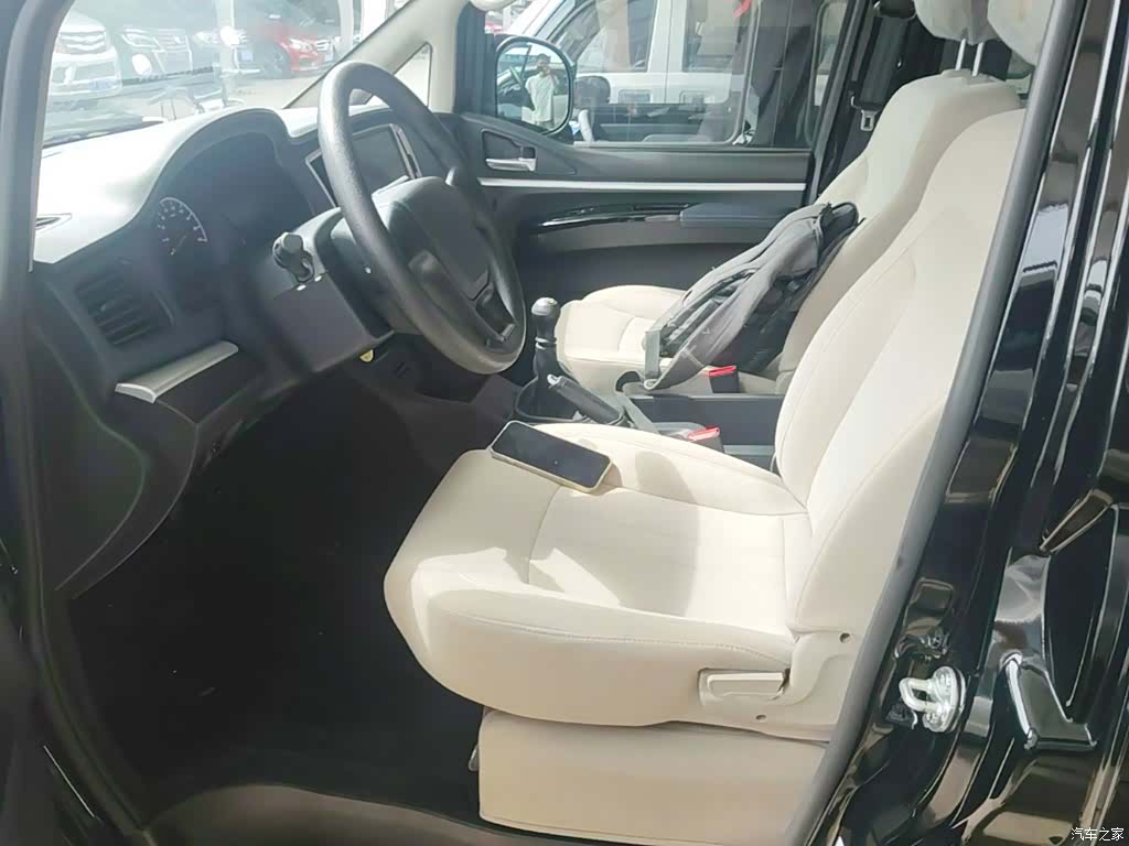 DongFeng M5, 2024 15