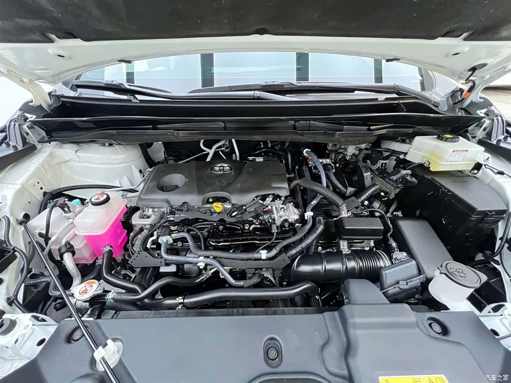 Toyota Granvia, 2024 6