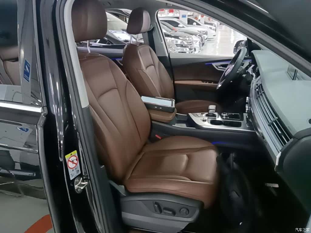 Audi Q7, 2019 25