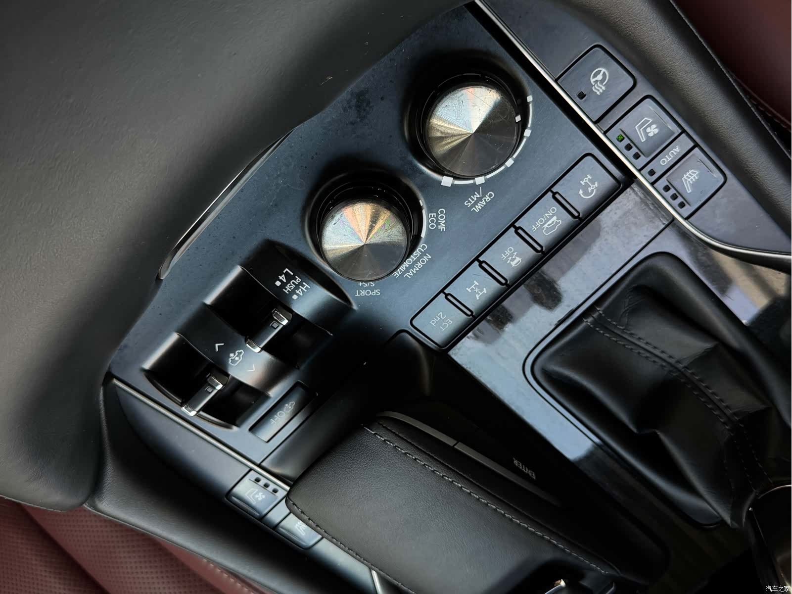 Lexus LX, 2018 10