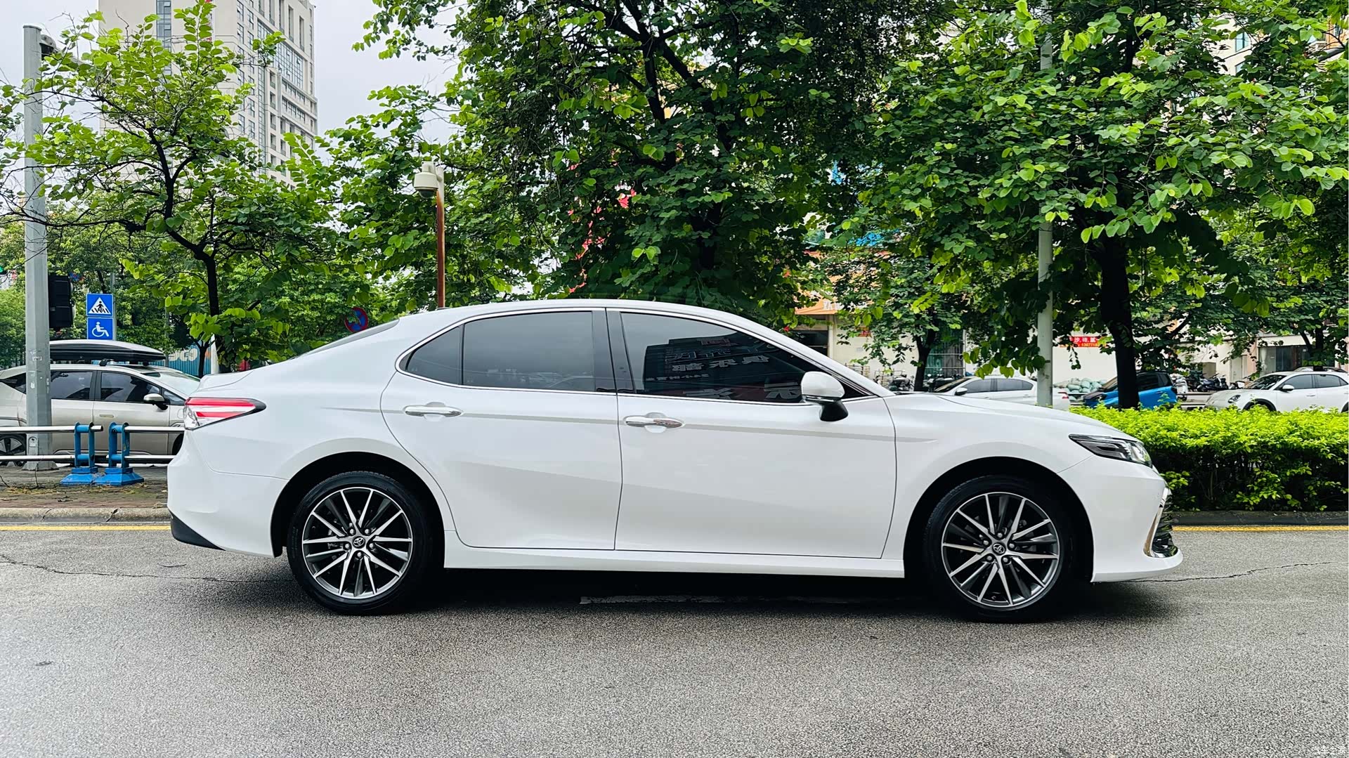 Toyota Camry, 2022 6