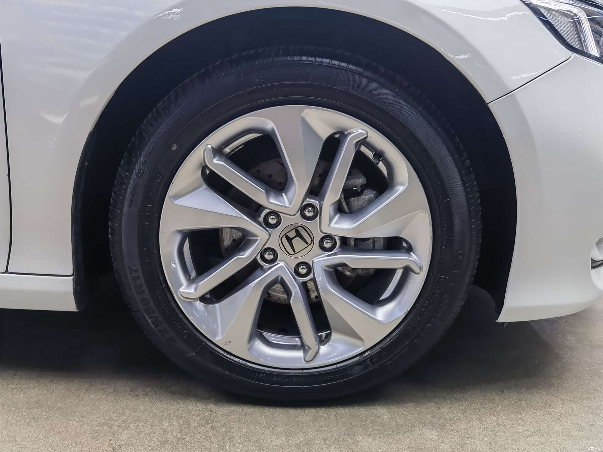 Honda Accord, 2019 16