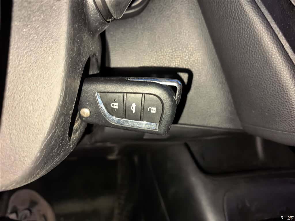 Toyota Corolla, 2023 12