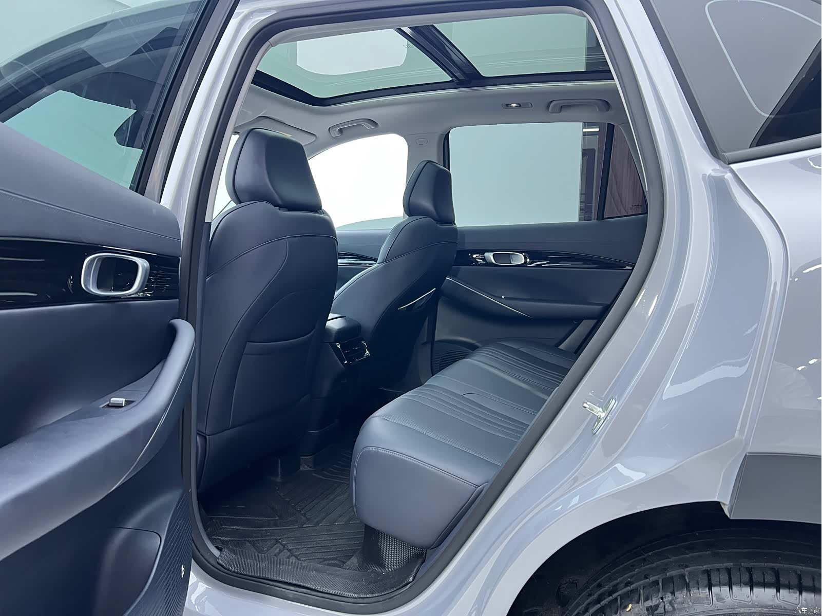 Geely Galaxy E5, 2025 6