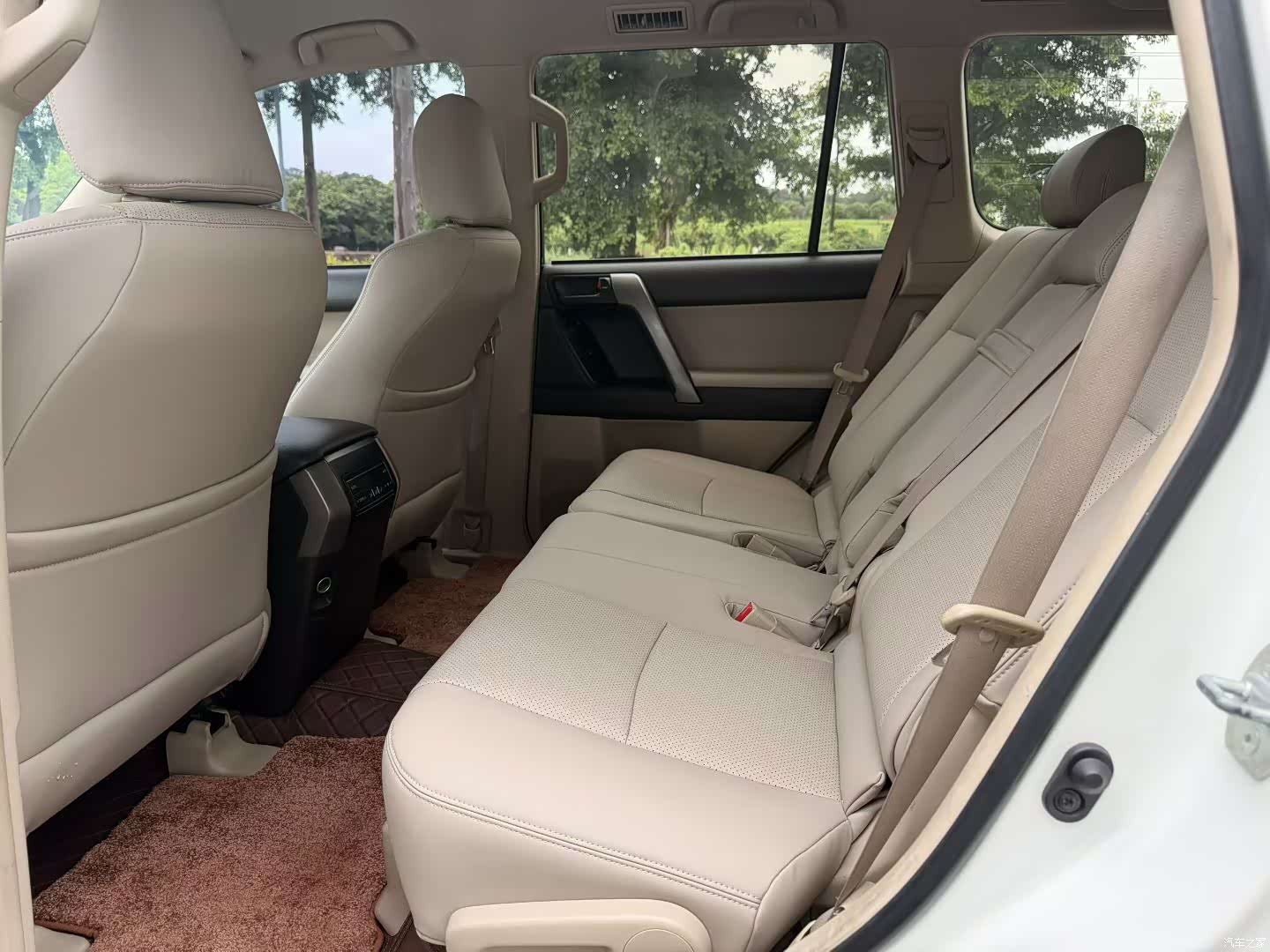 Toyota Prado, 2013 6