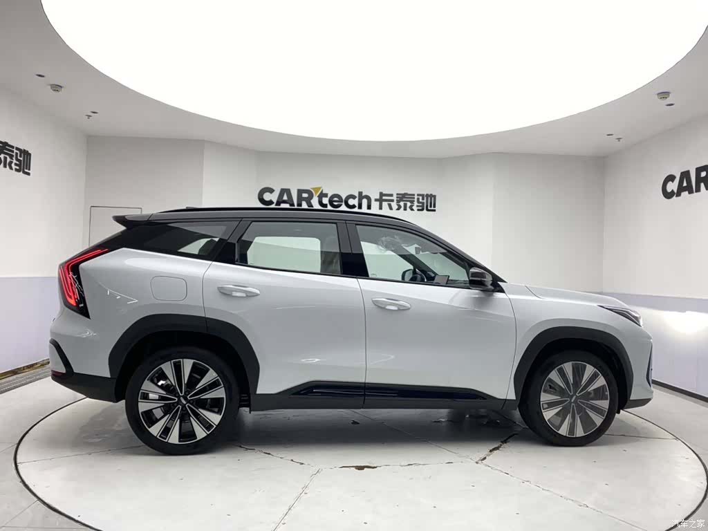 Geely Boyue, 2025 4