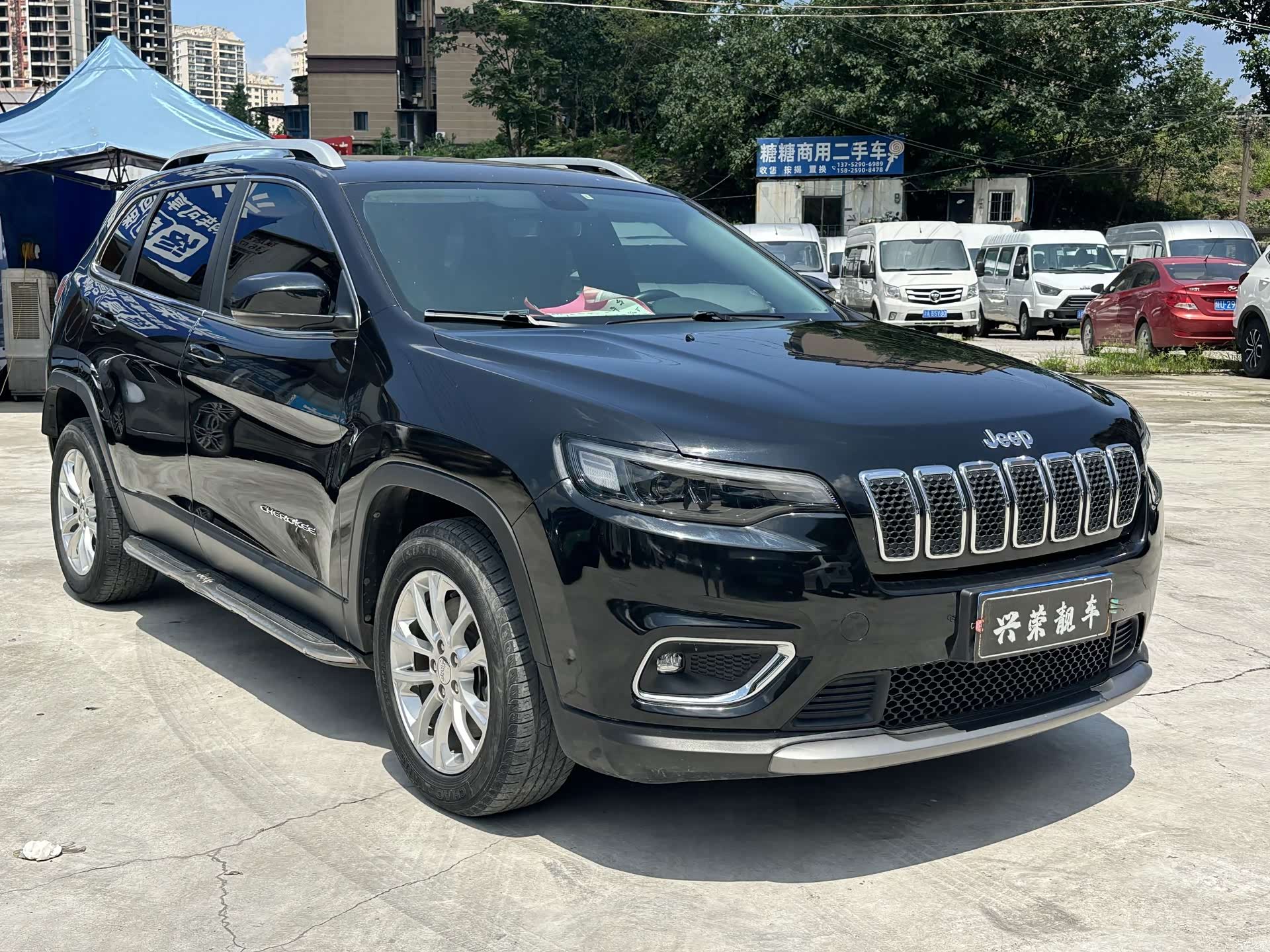Jeep Cherokee, 2019 3