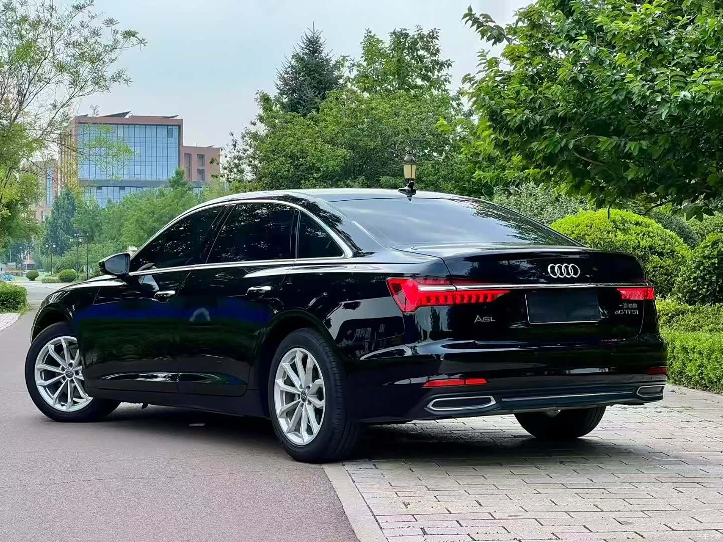 Audi A6L, 2019 все фото