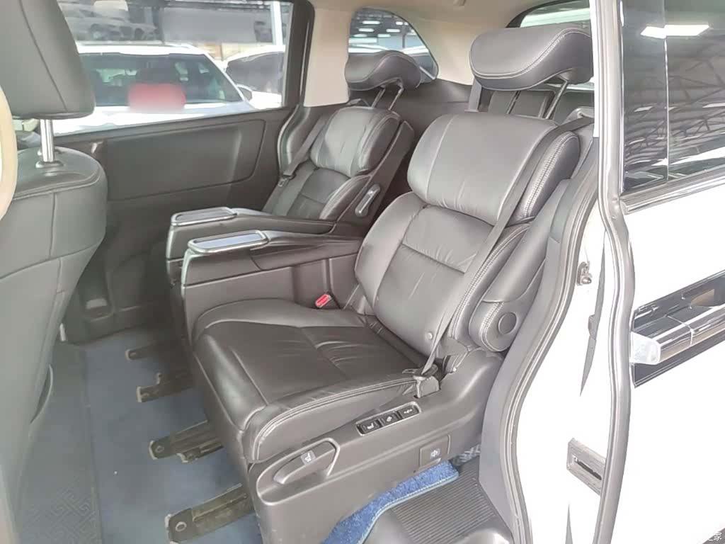 Honda Elysion, 2018 17