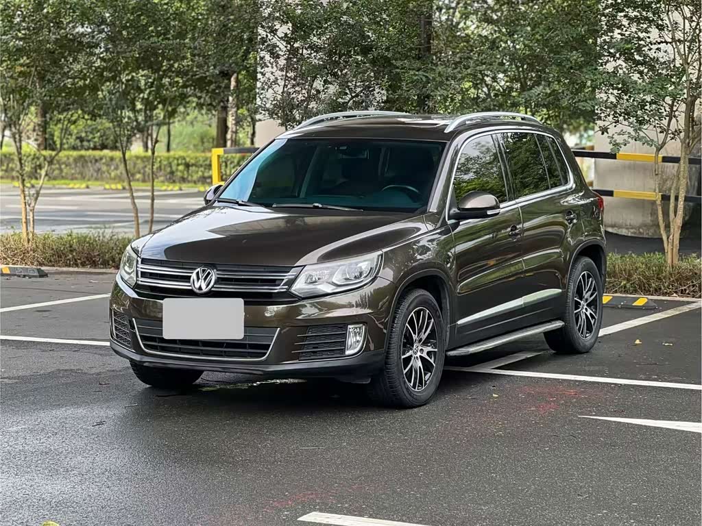 Volkswagen Tiguan 2015 1.8TSI AT Luxury
