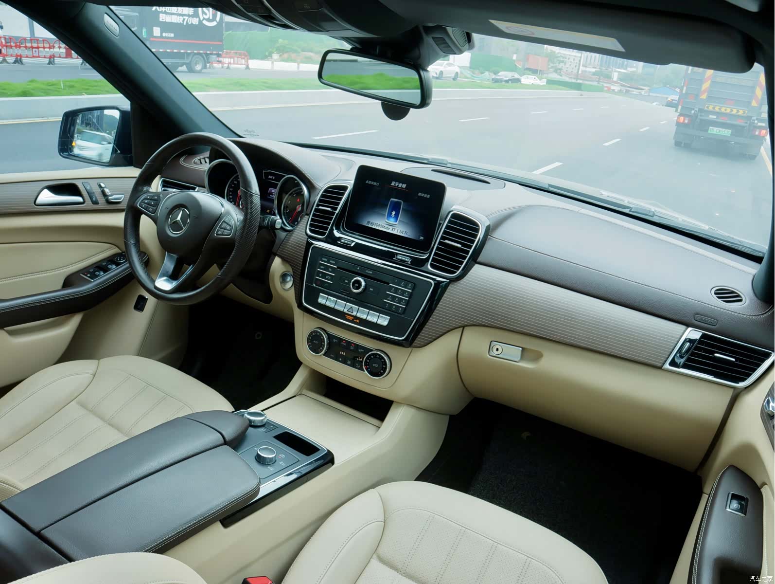 Mercedes-Benz GLE, 2018 11