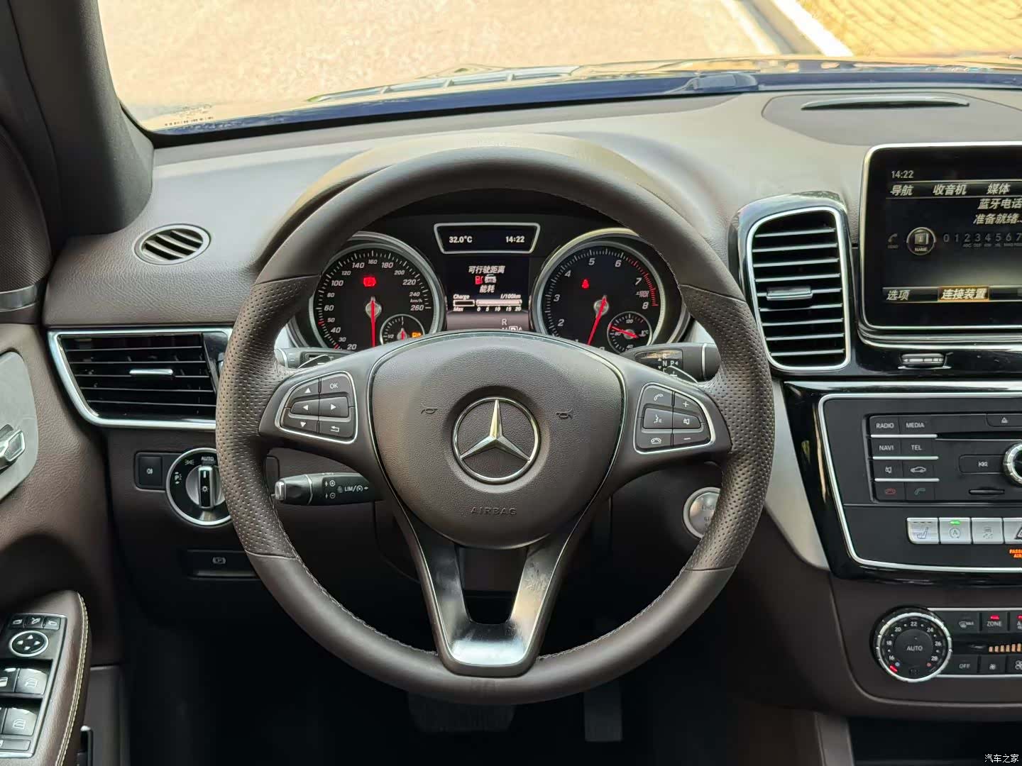 Mercedes-Benz GLE, 2018 3