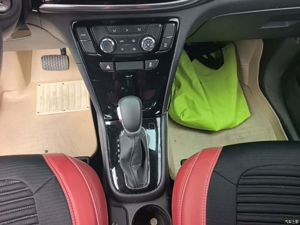 Buick Encore, 2019 14