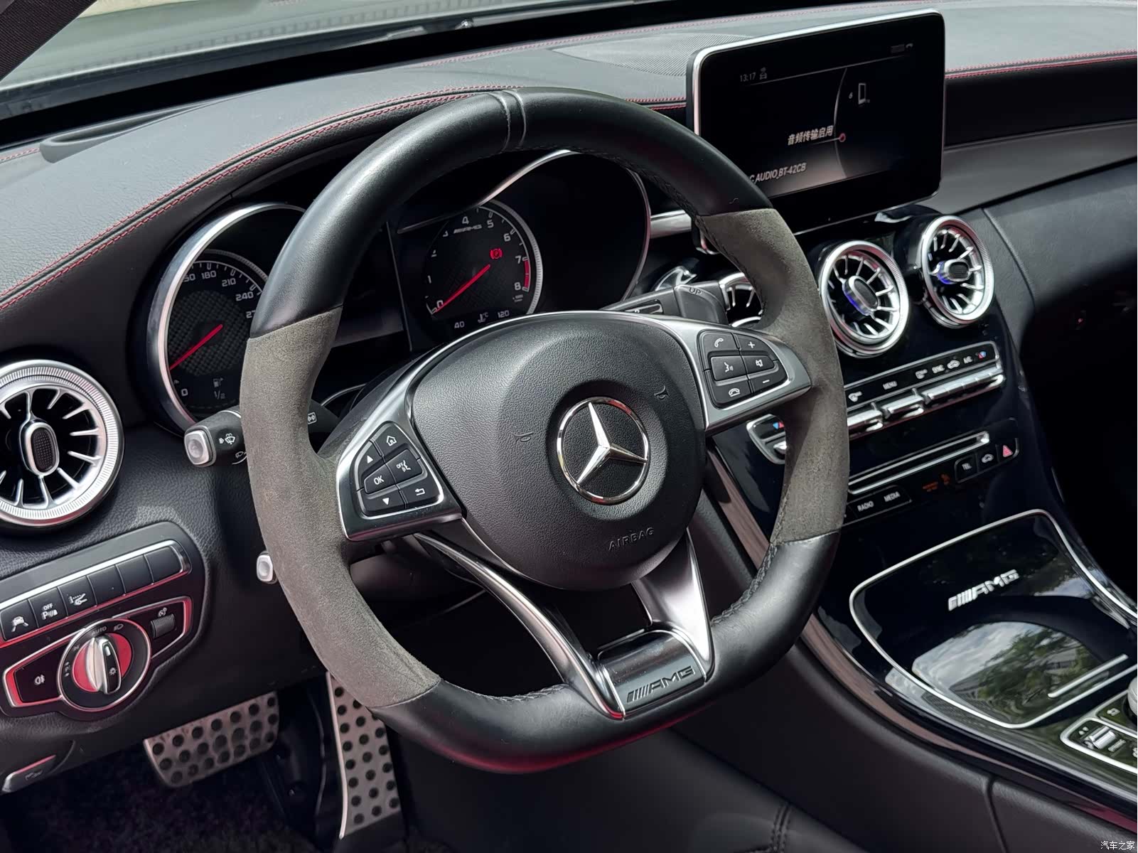 Mercedes-Benz C-Class, 2019 18