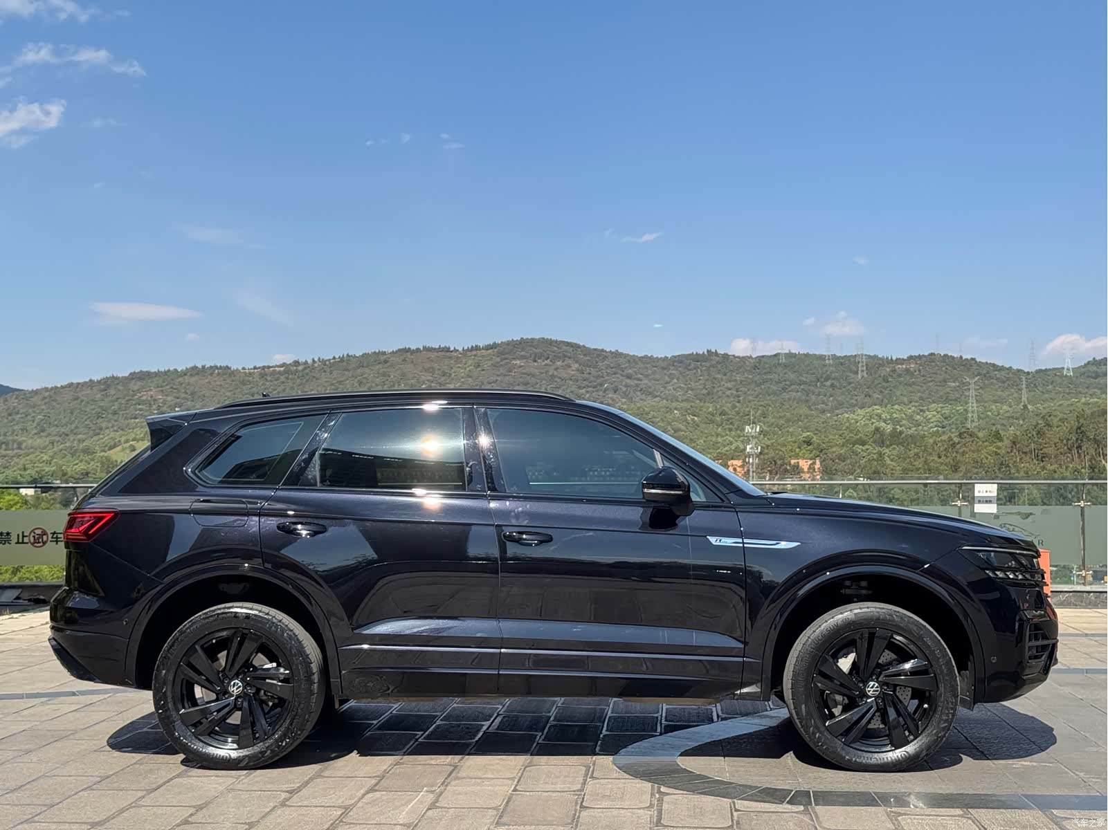 Volkswagen Touareg, 2021 12