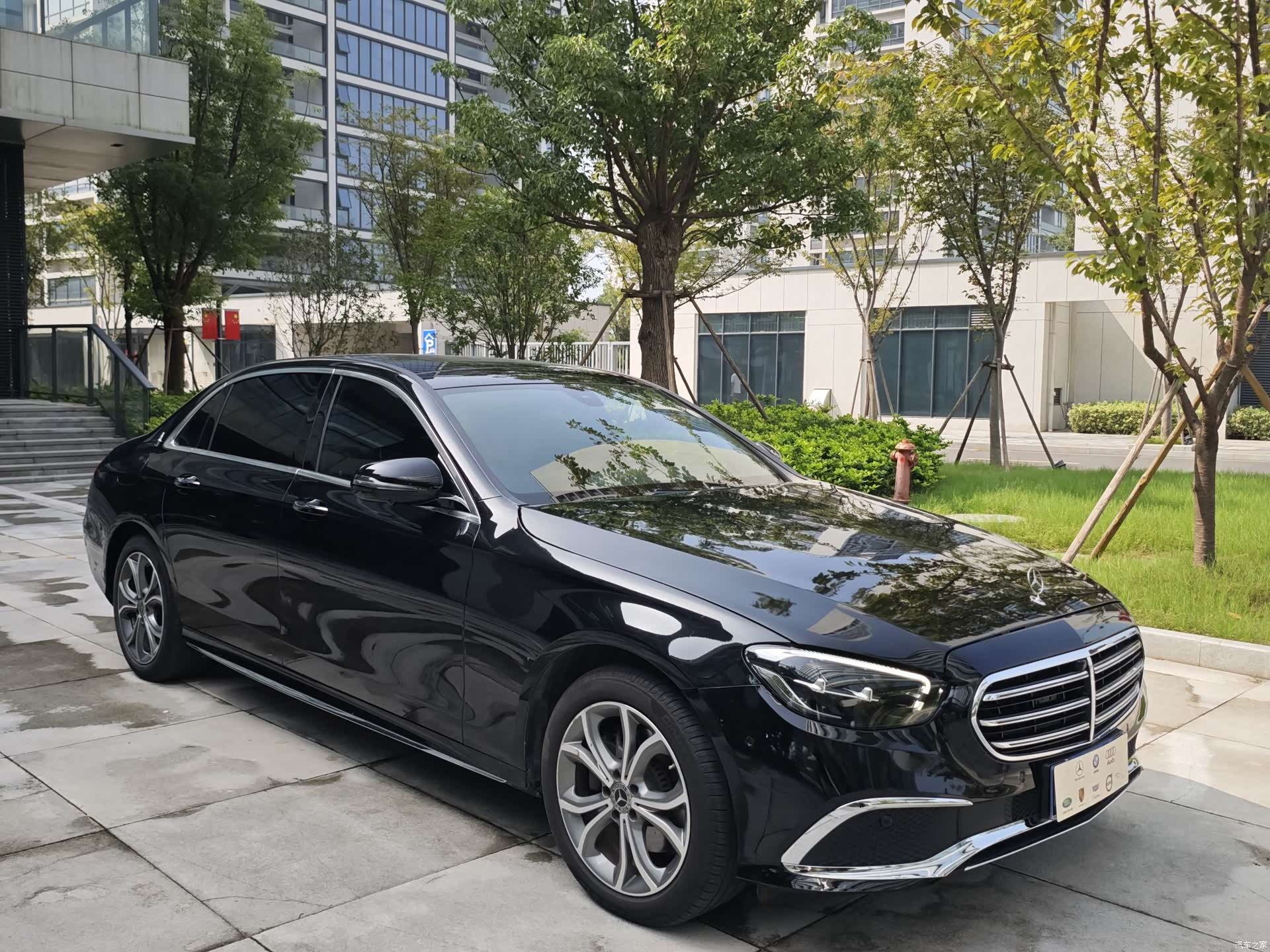 Mercedes-Benz E-Class, 2023 1