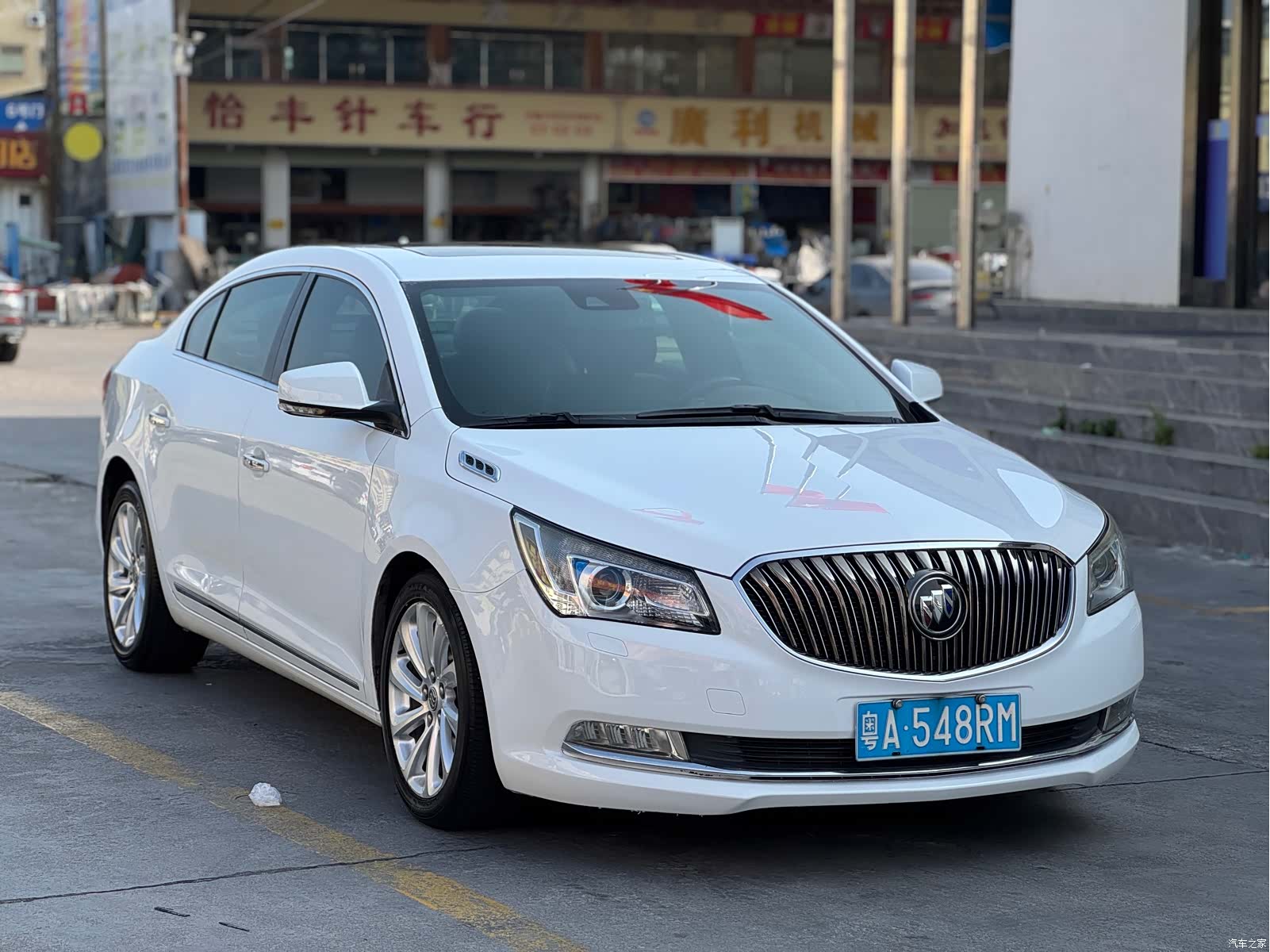 Buick LaCrosse, 2013 3