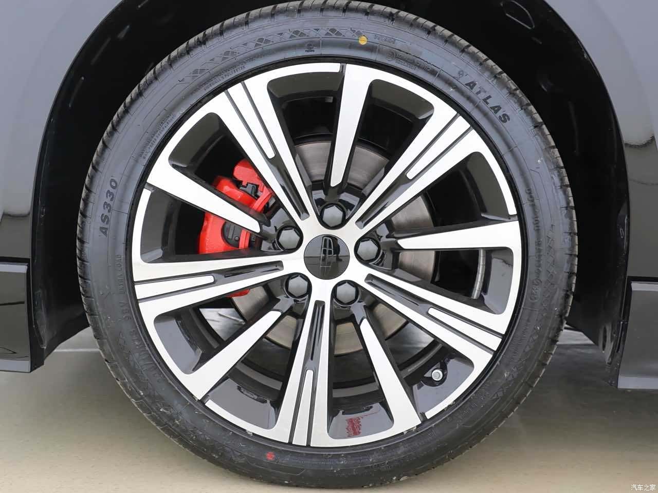 Geely Preface, 2026 16