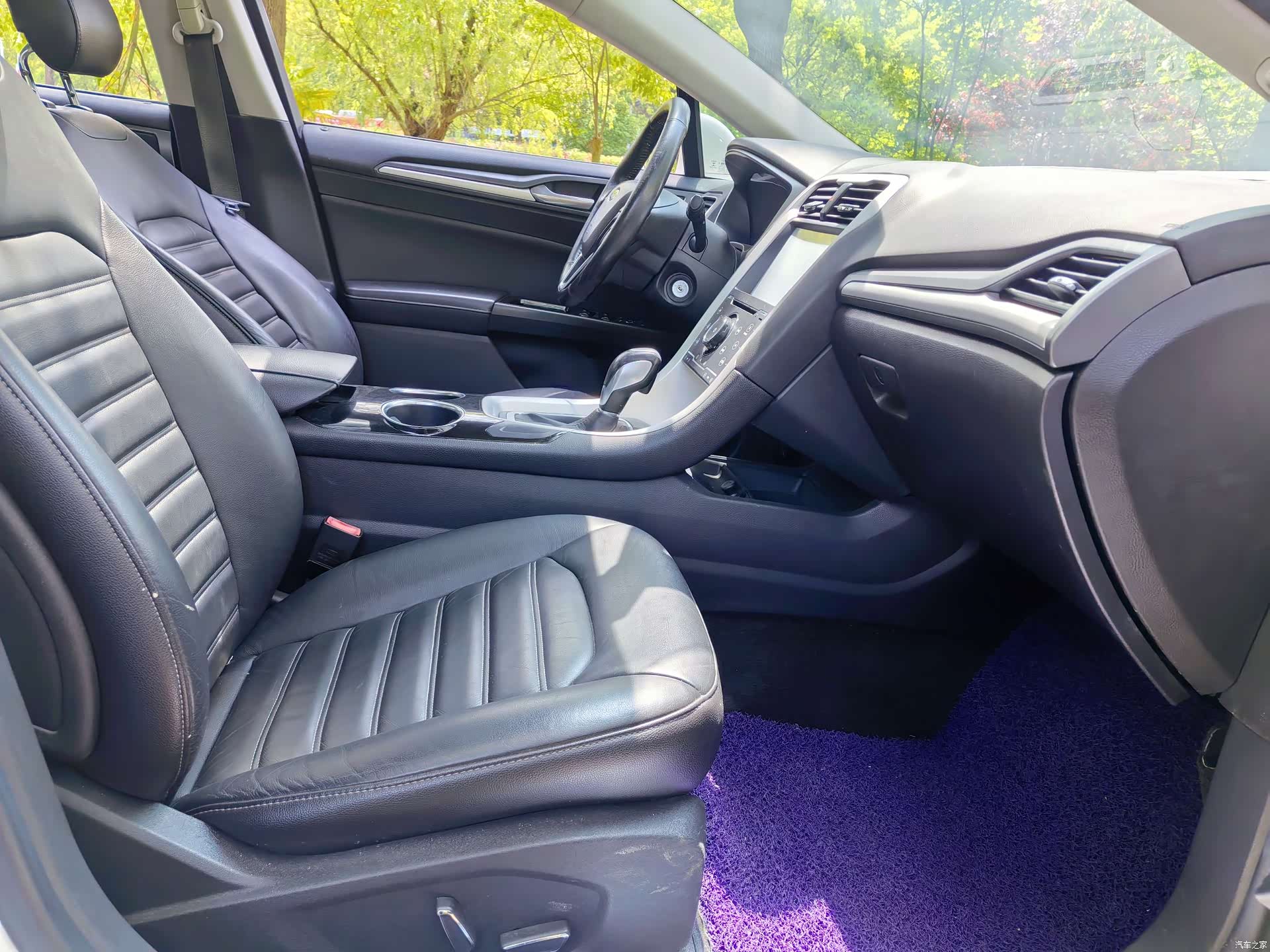 Ford Mondeo, 2015 11