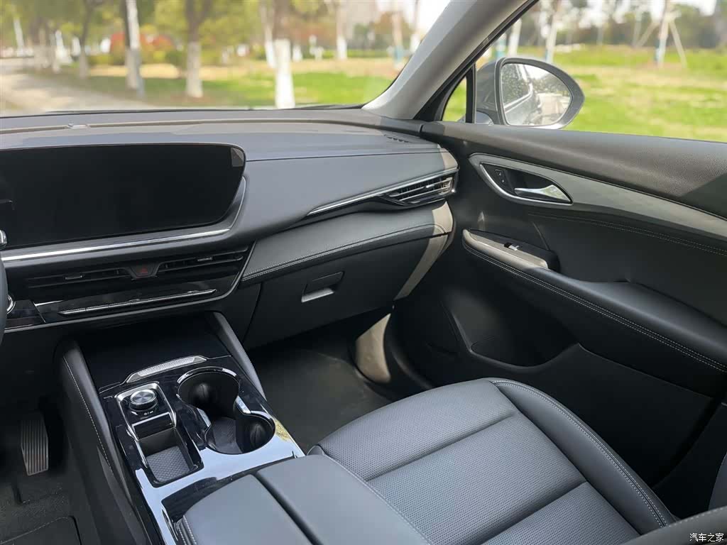 Buick Envision, 2025 18