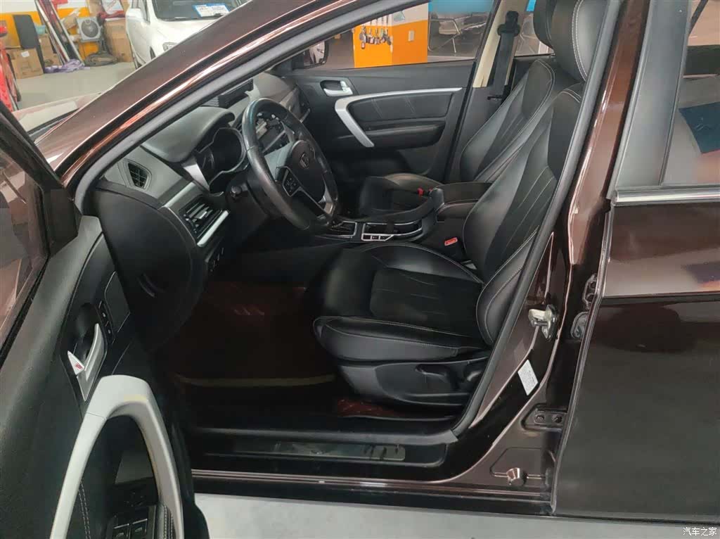 Geely Emgrand, 2018 15