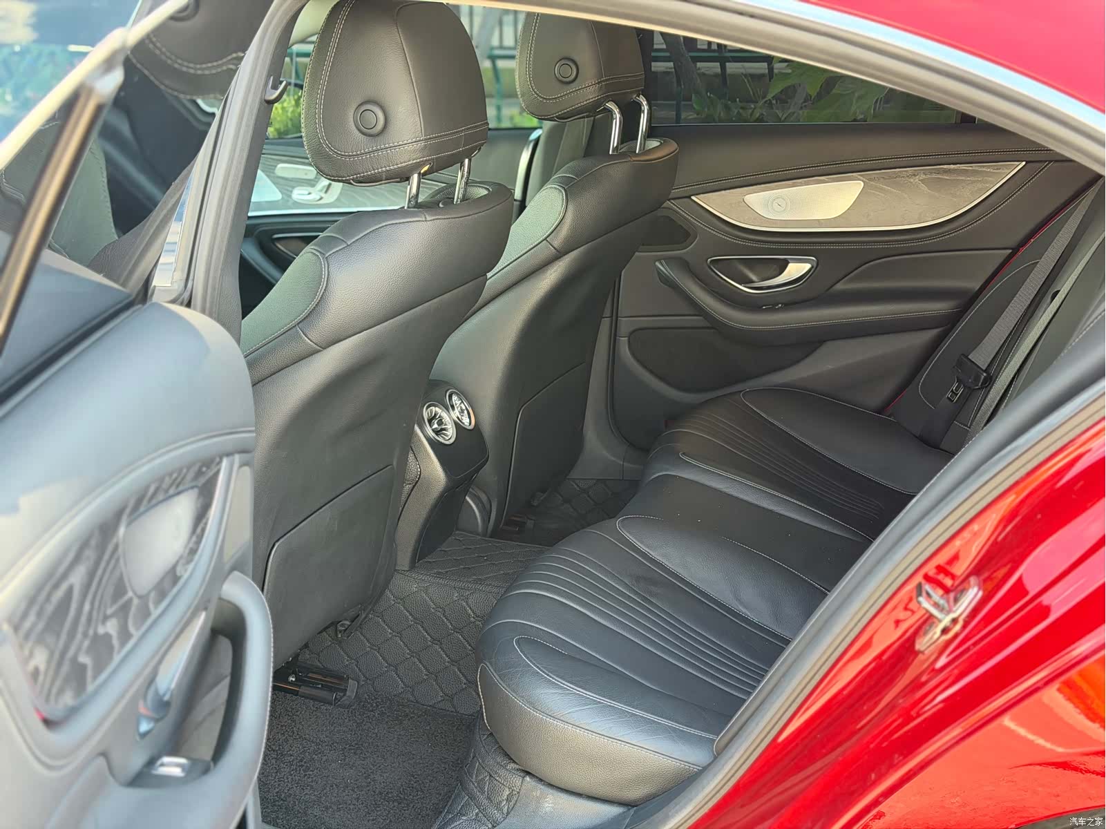 Mercedes-Benz CLS, 2019 12