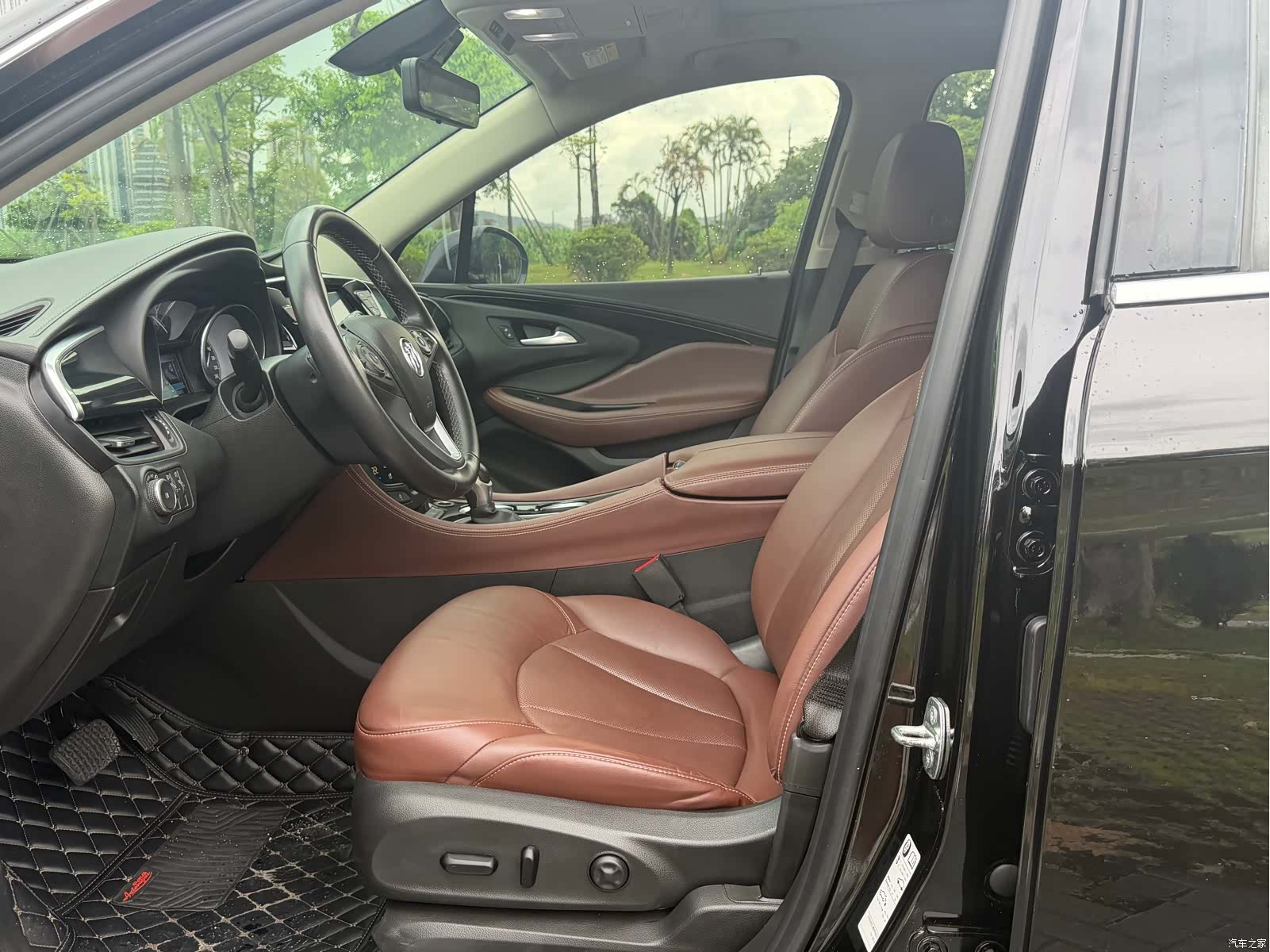 Buick Envision Plus, 2021 10