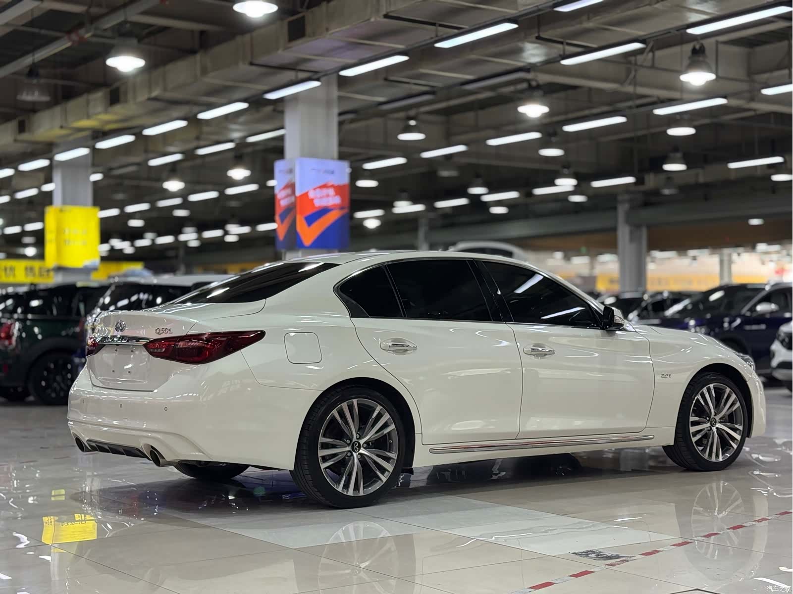 Infiniti Q50L, 2023 4