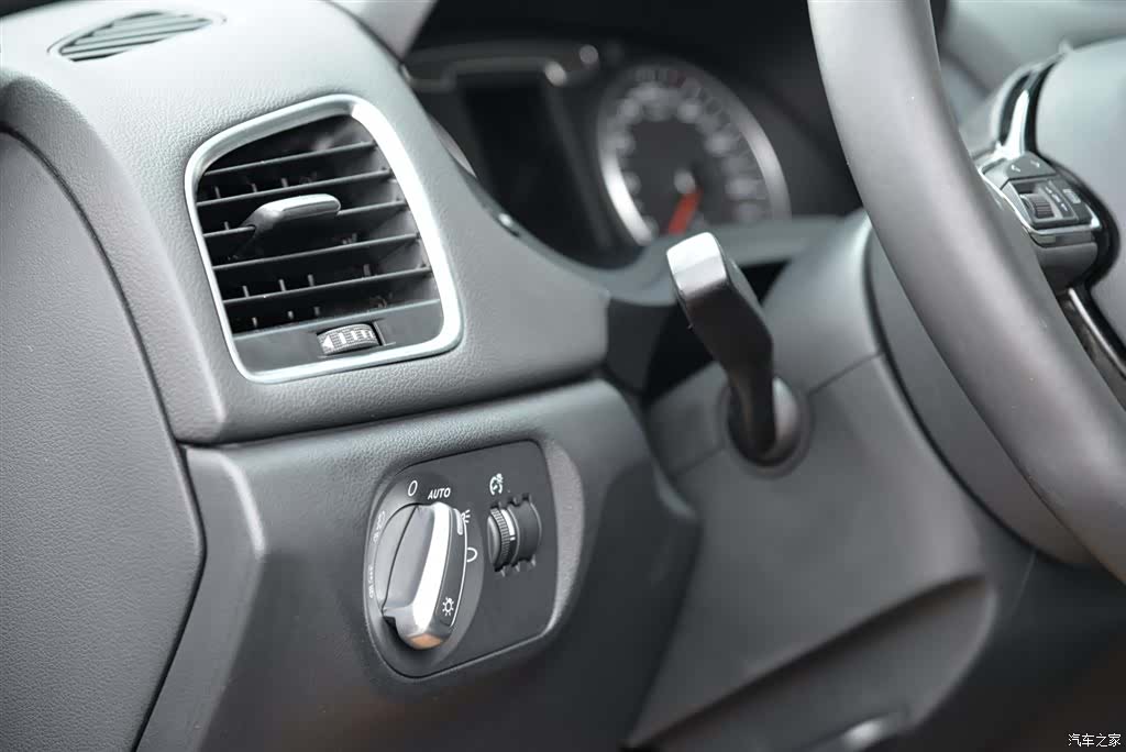 Audi Q3, 2015 7