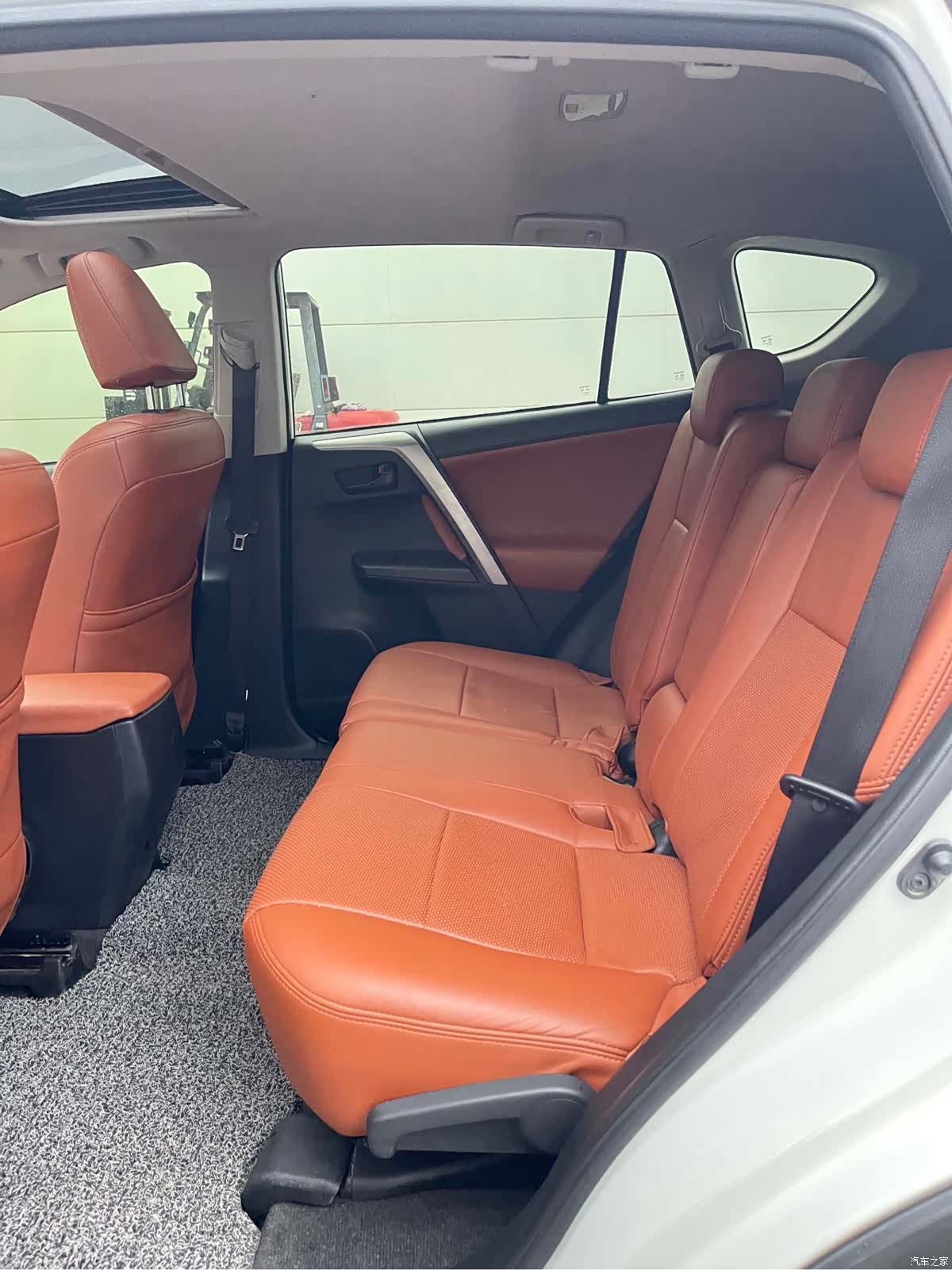 Toyota RAV4, 2017 17