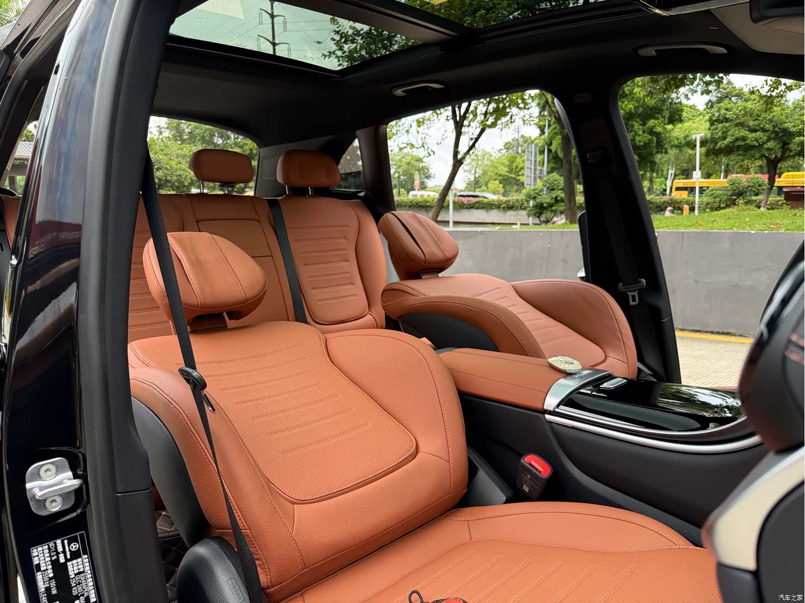 Mercedes-Benz GLC, 2023 23