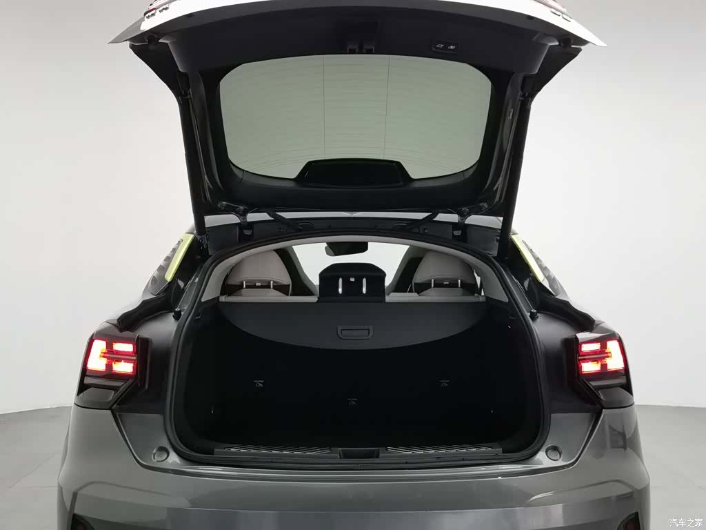 Lynk & Co 02, 2020 16