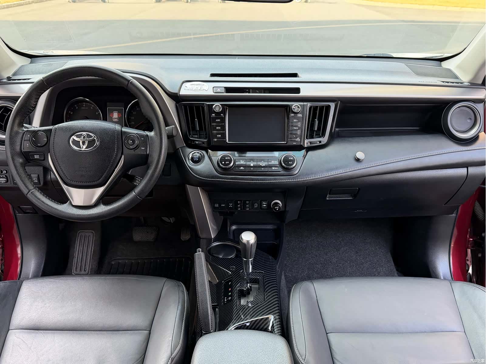 Toyota RAV4, 2016 6