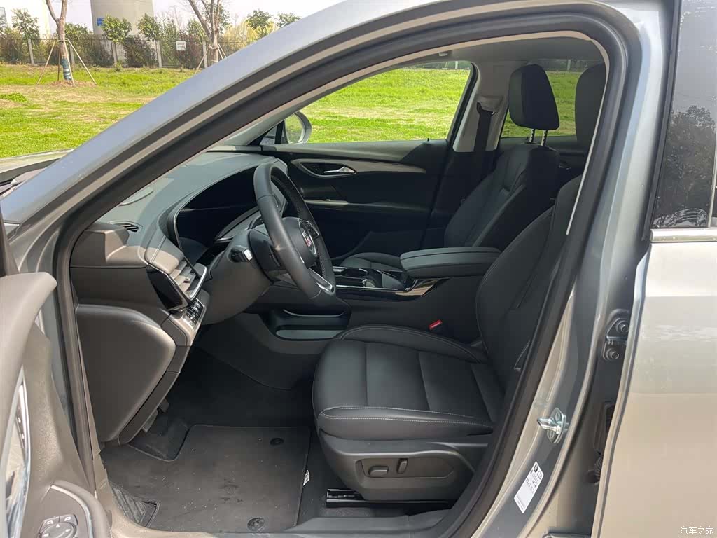 Buick Envision, 2025 12